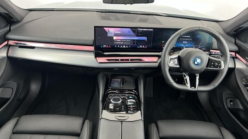 Used BMW i5 M Sport 246 kW (335 HP) 2025 Grey