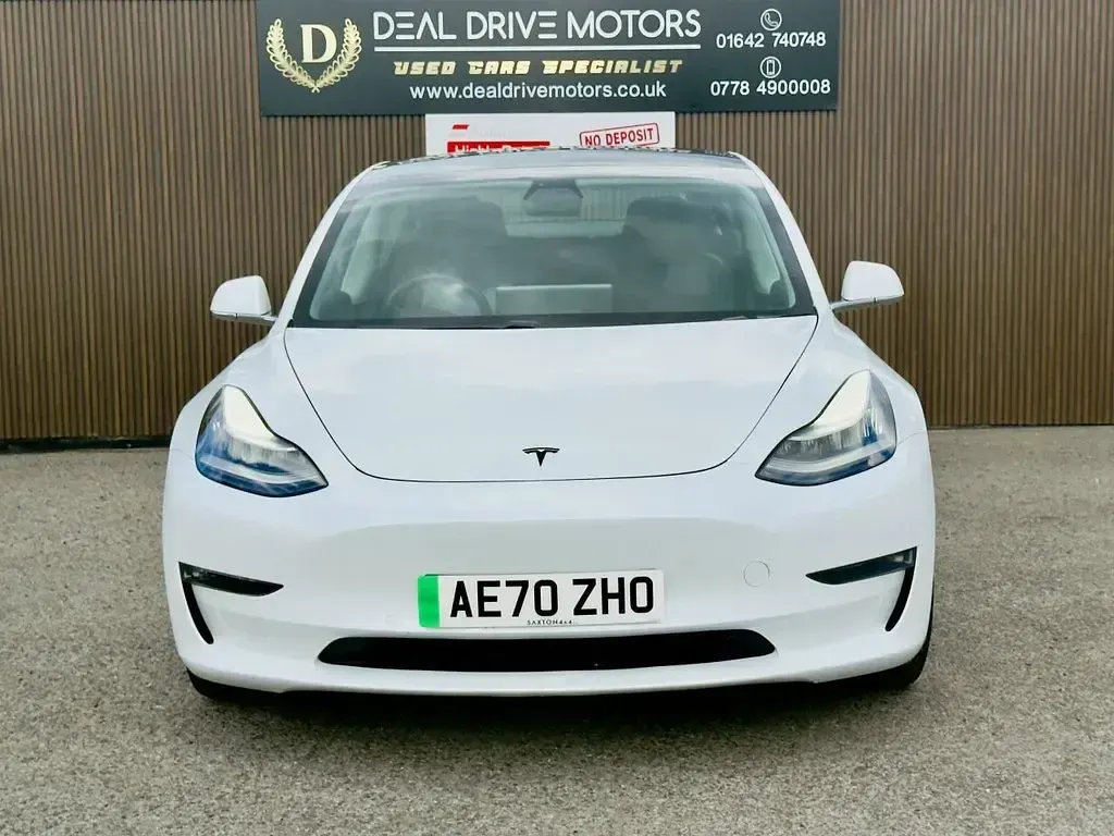 Used Tesla Model 3 Long Range AWD 366 kW (498 HP) 2020 White Sedan