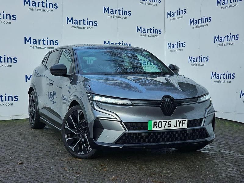 Grey Used 2025 Renault Megane E-Tech Techno Esprit Alpine Hatchback | £25,995 (Expensive) - Image 1/1