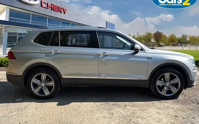Used VW Tiguan Allspace Match 150 HP (110 kW) 2021 Silver SUV