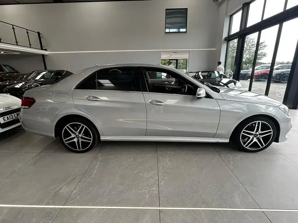 Used Mercedes E220 AMG 170 HP (125 kW) 2014 Silver Sedan