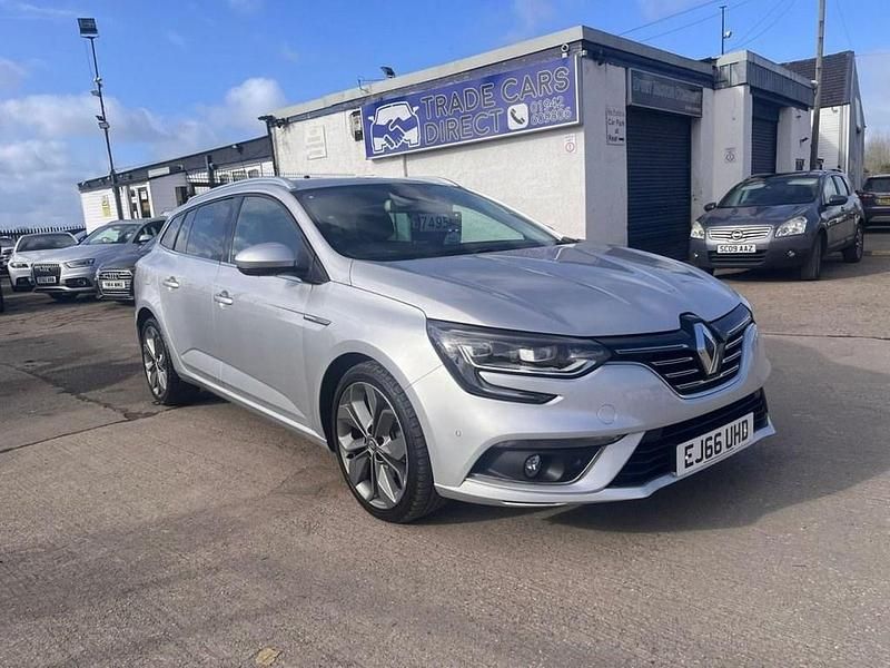 Used Renault Mégane GrandTour 130 HP (95 kW) 2016 Silver Estate