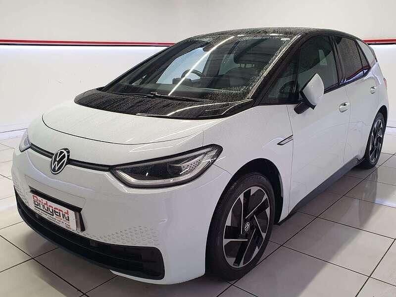 Used VW ID.3 Pro Performance 150 kW (204 HP) 2022 White Hatchback