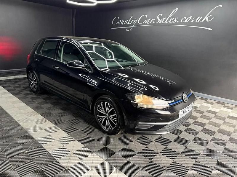 Used VW Golf VII SE 130 HP (95 kW) 2018 Black Hatchback