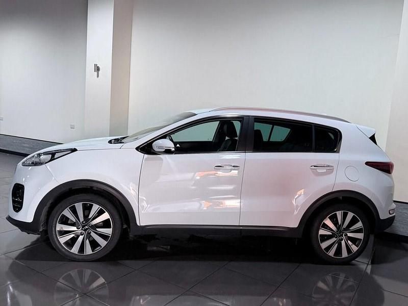 Used Kia Sportage 115 HP (84 kW) 2017 White SUV