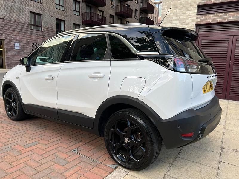 Used Vauxhall Crossland Ultimate 130 HP (95 kW) 2024 White SUV