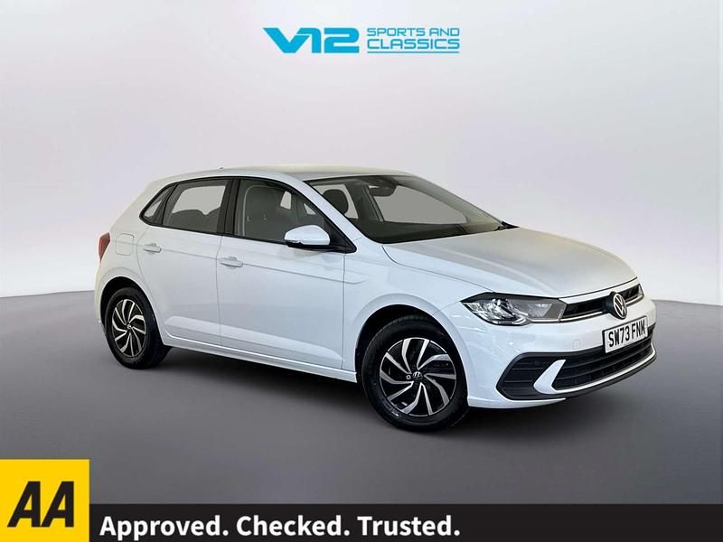 Used VW Polo Life 80 HP (58 kW) 2023 White Hatchback