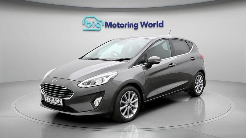Used Ford Fiesta Titanium 95 HP (69 kW) 2020 Grey Hatchback