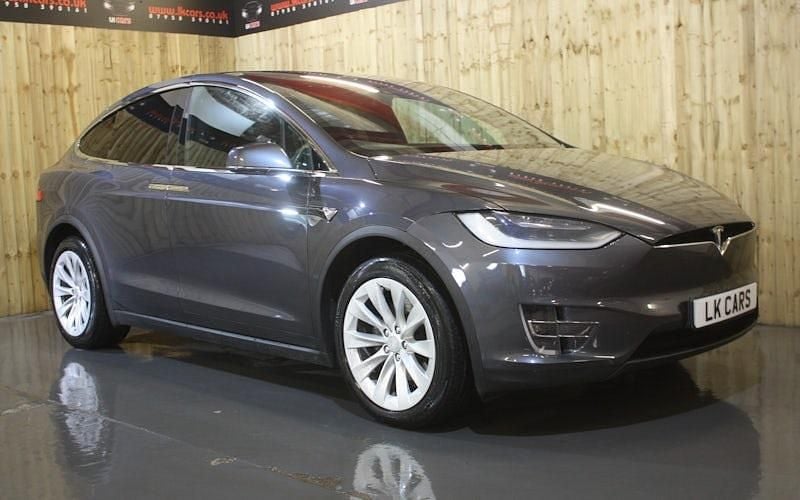 Używany Tesla Model X Long Range AWD 311 kW (423 KM) 2020 SUV