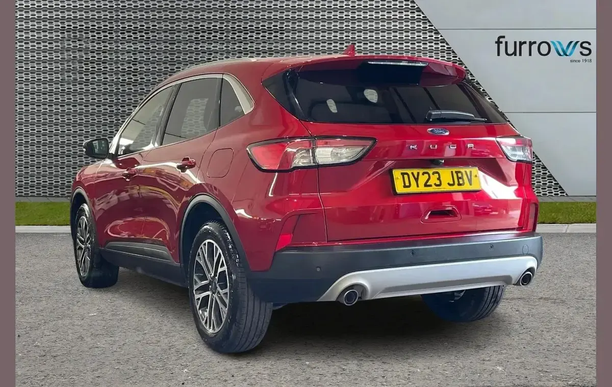 Used Ford Kuga Titanium 147 HP (108 kW) 2023 Red SUV