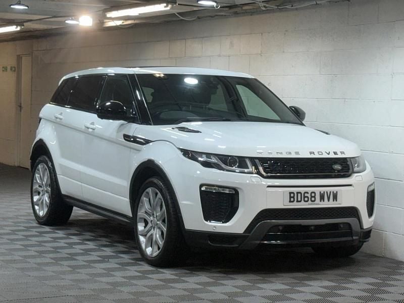Used Land Rover Range Rover evoque HSE Dynamic 2018 White Estate