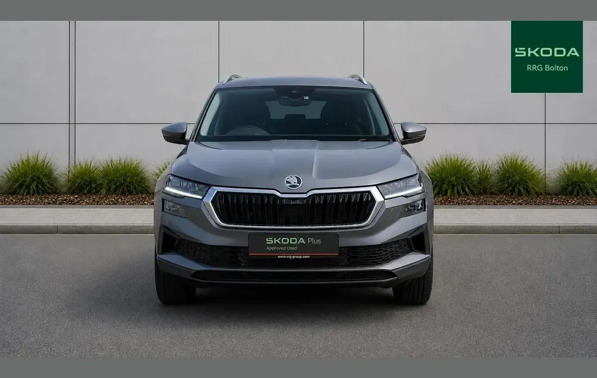 Used Skoda Karoq SE 150 HP (110 kW) 2024 Graphite grey metallic SUV