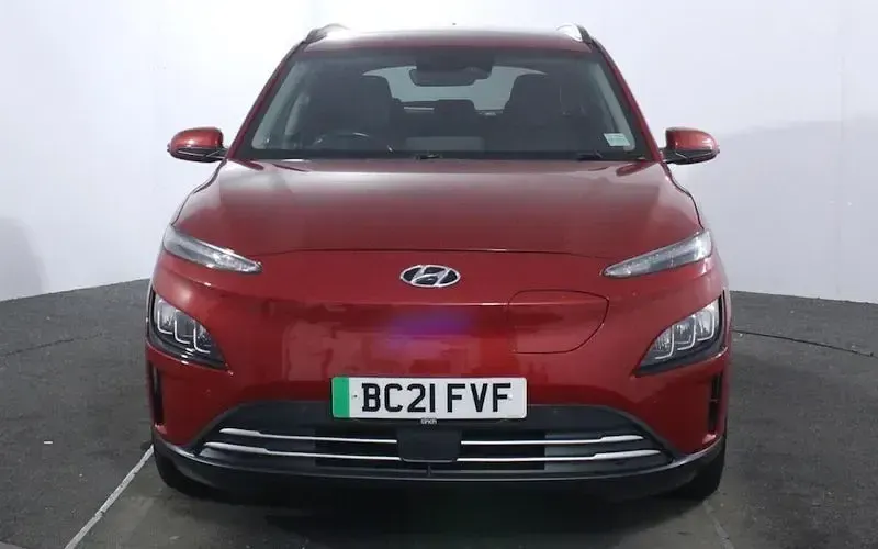 Used Hyundai Kona Premium 150 kW (204 HP) 2021 Red SUV