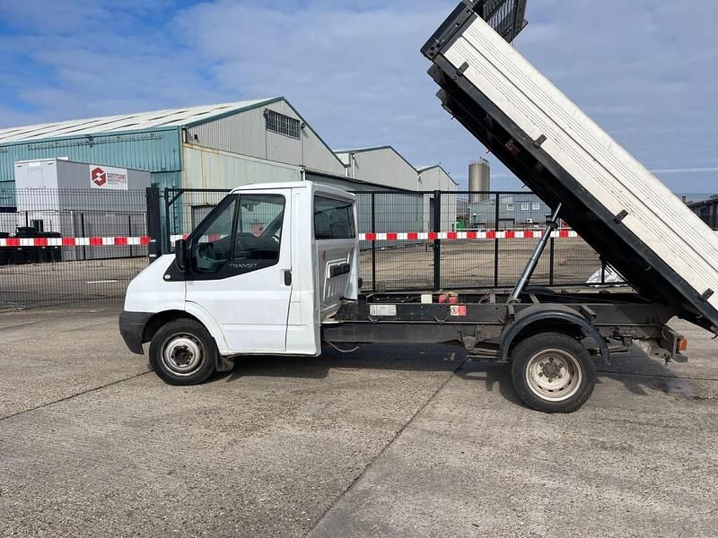 White Used 2014 Ford Transit Cabriolet | £4,995 (Good price) - Image 1/4