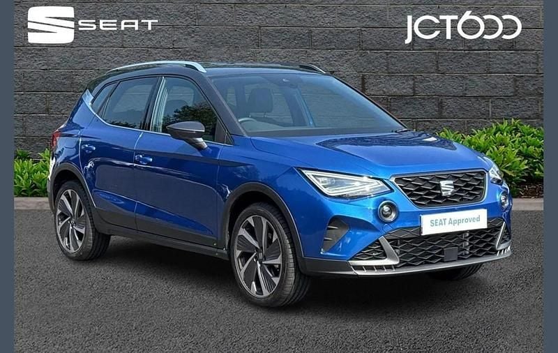 Blue Used 2025 Seat Arona FR Sport SUV | £19,633 (A bit pricey) - Image 1/4