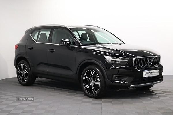 Black Used 2021 Volvo XC40 Inscription SUV | £26,995 (Expensive) - Image 1/4