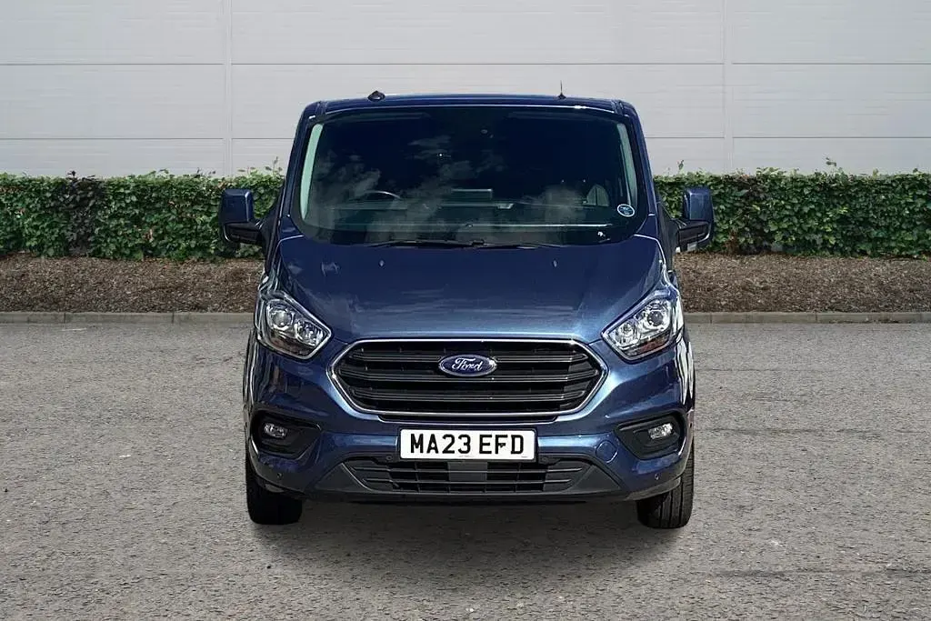 Used Ford Transit Custom Limited 130 HP (95 kW) 2023 Blue Van