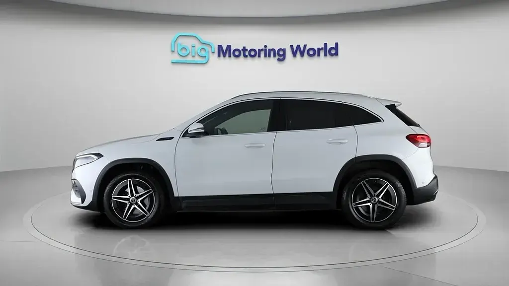 Begagnad Mercedes EQA250 AMG line 139 kW (190 HK) 2022 SUV