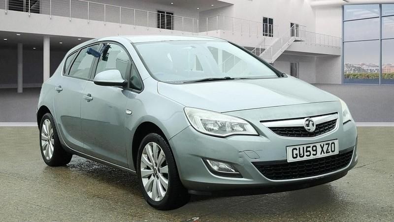 Used Vauxhall Astra 2009 Silver Hatchback