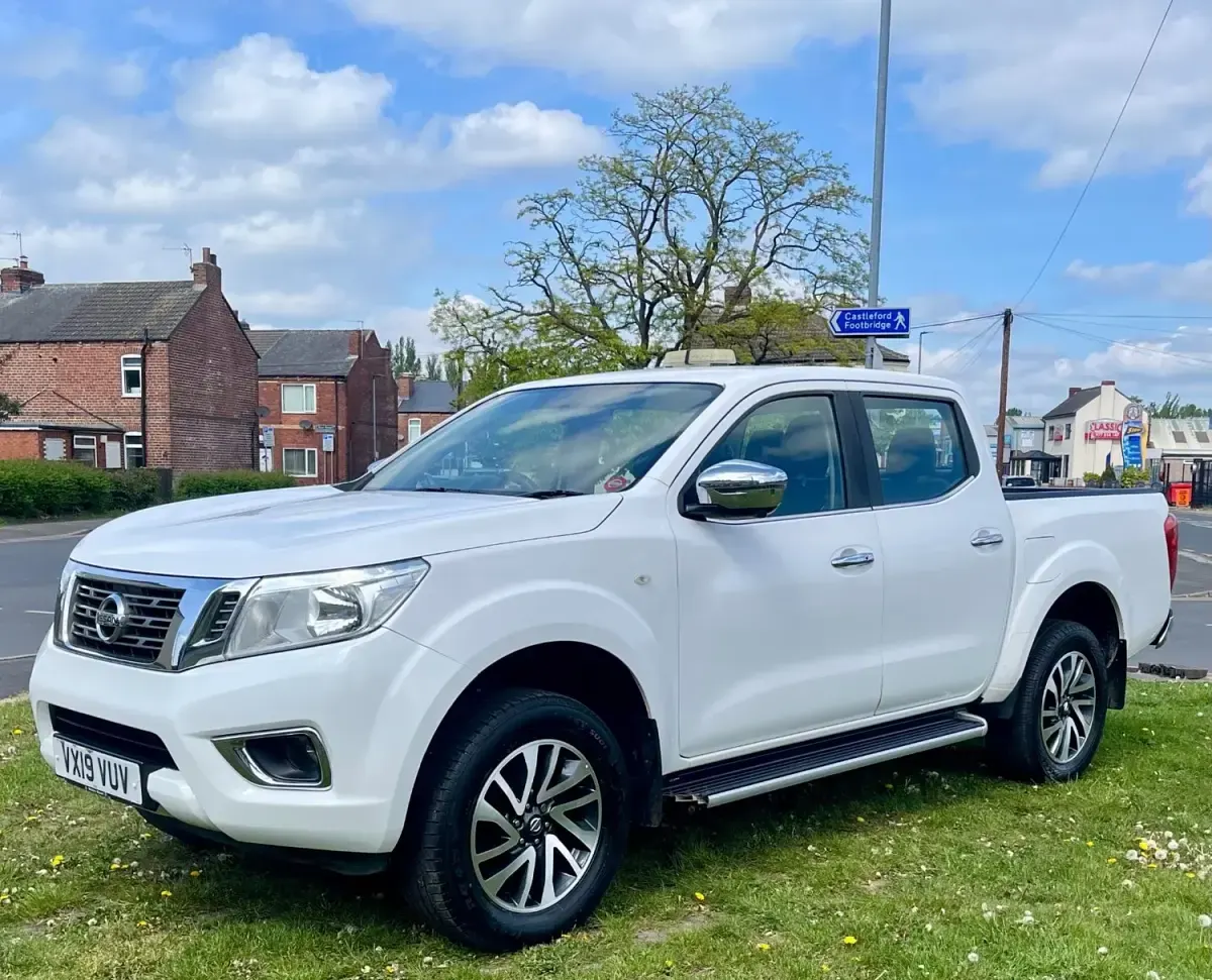Usado Nissan Navara Acenta 2019 Branco Pickup