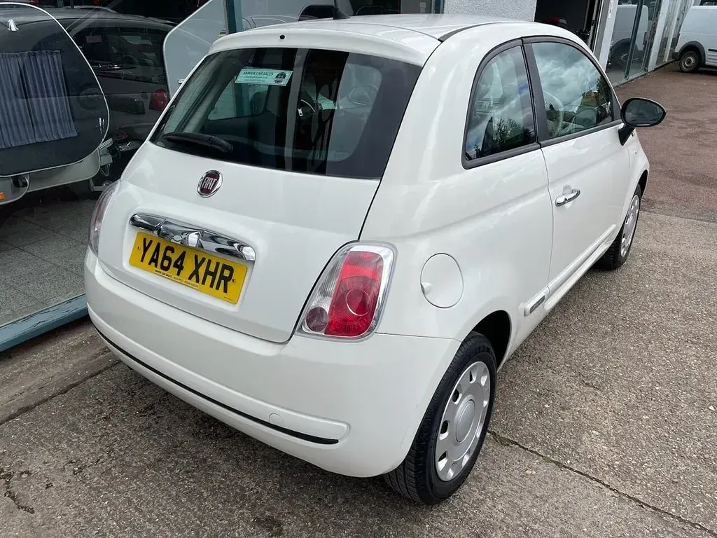 Used Fiat 500 Pop 69 HP (50 kW) 2015 White Hatchback