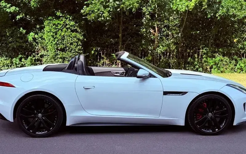 Used Jaguar F-Type Supercharged 495 HP (364 kW) 2014 White Cabriolet