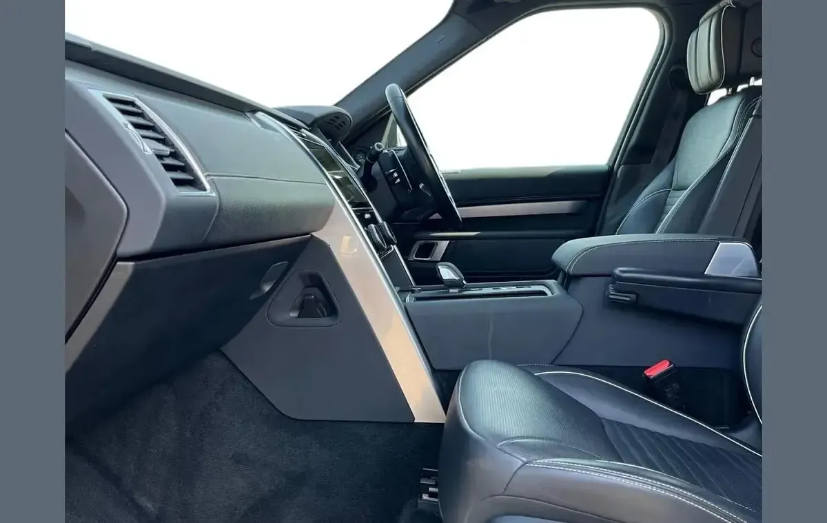 Used Land Rover Discovery HSE Dynamic 296 HP (217 kW) 2021 Grey SUV