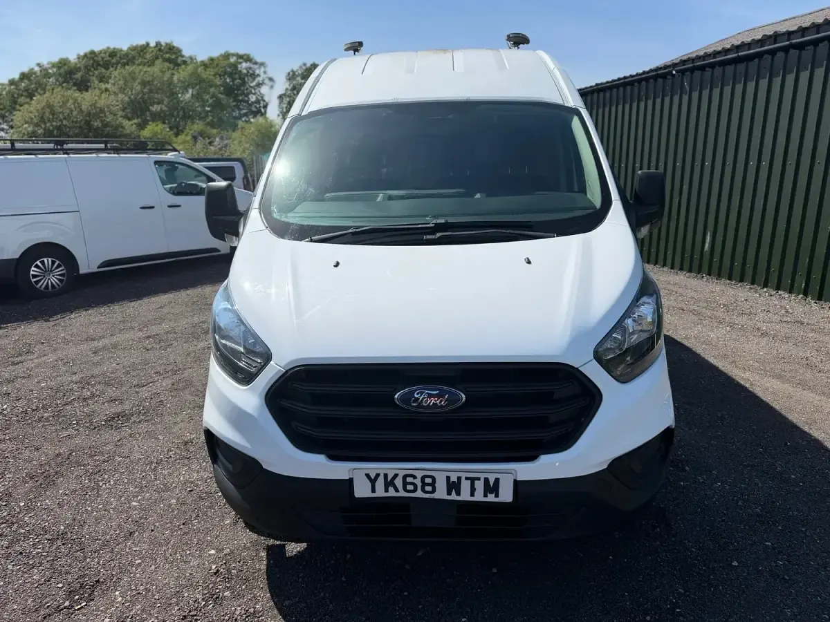 Used Ford Transit Custom 130 HP (95 kW) 2018 White Van