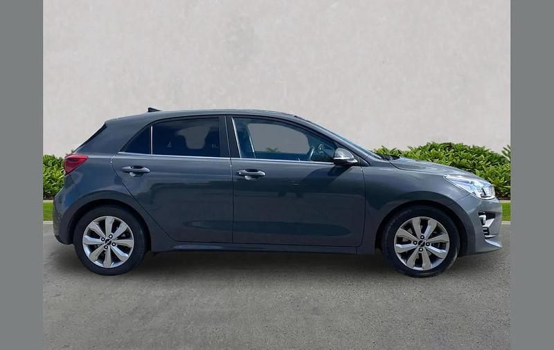 Used Kia Rio 118 HP (86 kW) 2023 Grey Hatchback