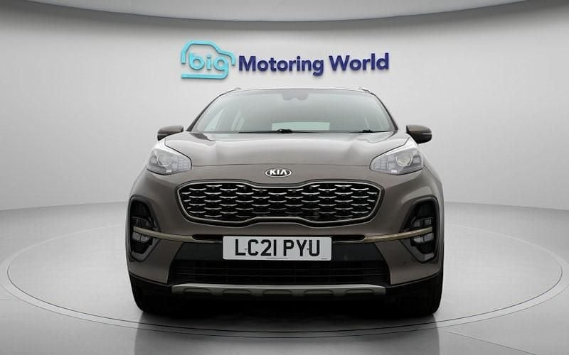 Used Kia Sportage GT-Line 136 HP (100 kW) 2021 Brown SUV