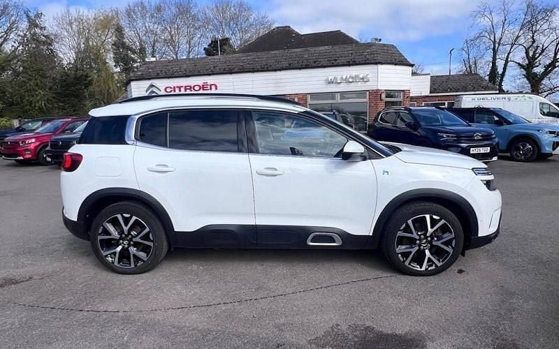 Used Citroën C5 Shine 226 HP (166 kW) 2022 Hatchback