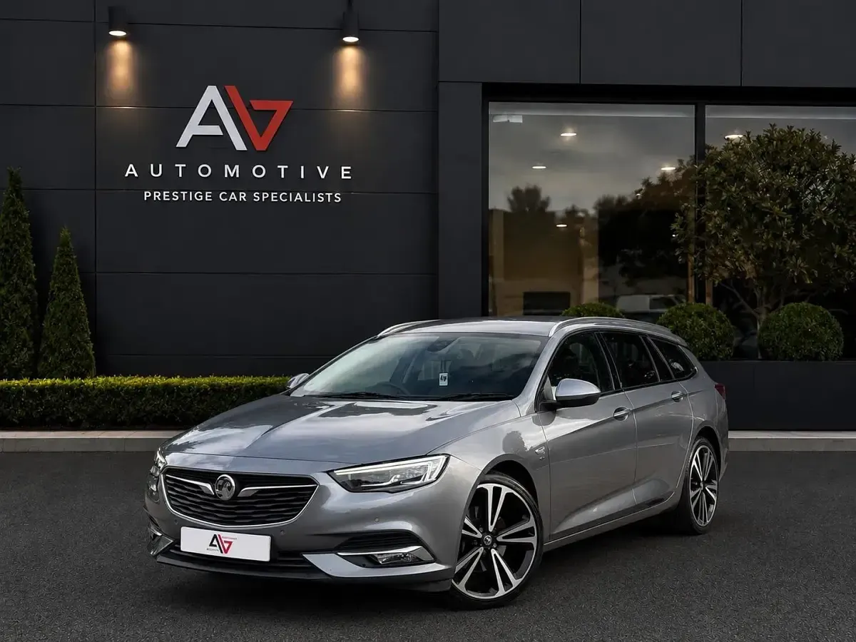 Used Vauxhall Insignia Elite 170 HP (125 kW) 2018 Grey Estate