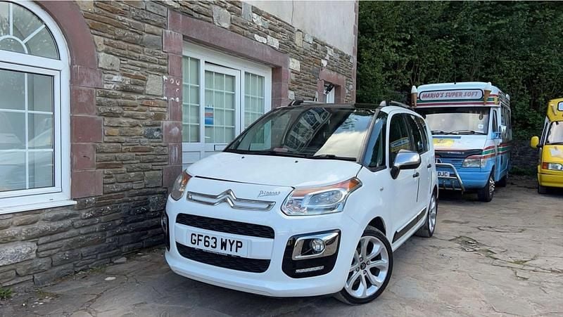 White Used 2014 Citroën C3 Picasso SELECTION MPV | £2,500 (Super price) - Image 1/4