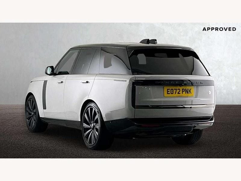 Used Land Rover Range Rover 530 HP (389 kW) 2022 Grey SUV