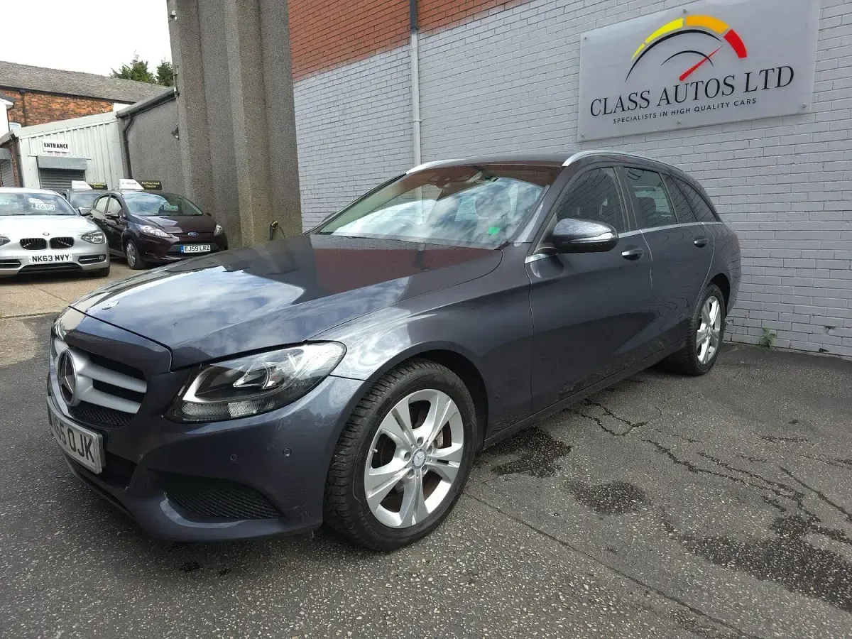 Used Mercedes C220 Executive 2016 Grey Estate