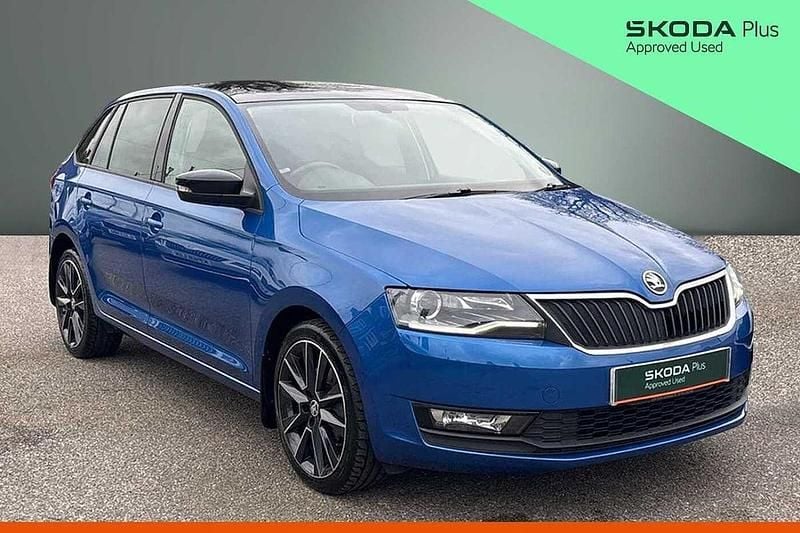 Used Skoda Rapid 81 HP (59 kW) 2018 Race blue metallic Hatchback
