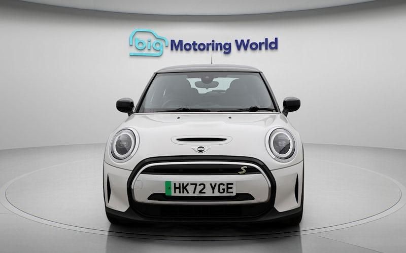 Used Mini Cooper Level 2 135 kW (184 HP) 2023 Hatchback