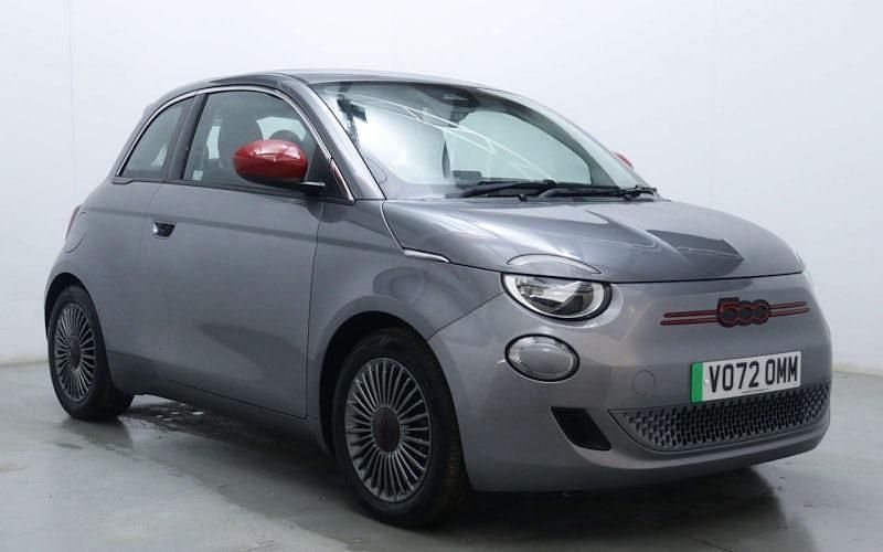 Used 2025 Fiat 500e Red Hatchback | £11,995 (Super price) - Image 1/1