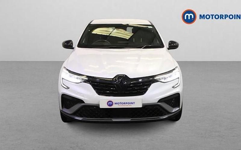 Used Renault Arkana Engineered 143 HP (105 kW) 2023 White SUV