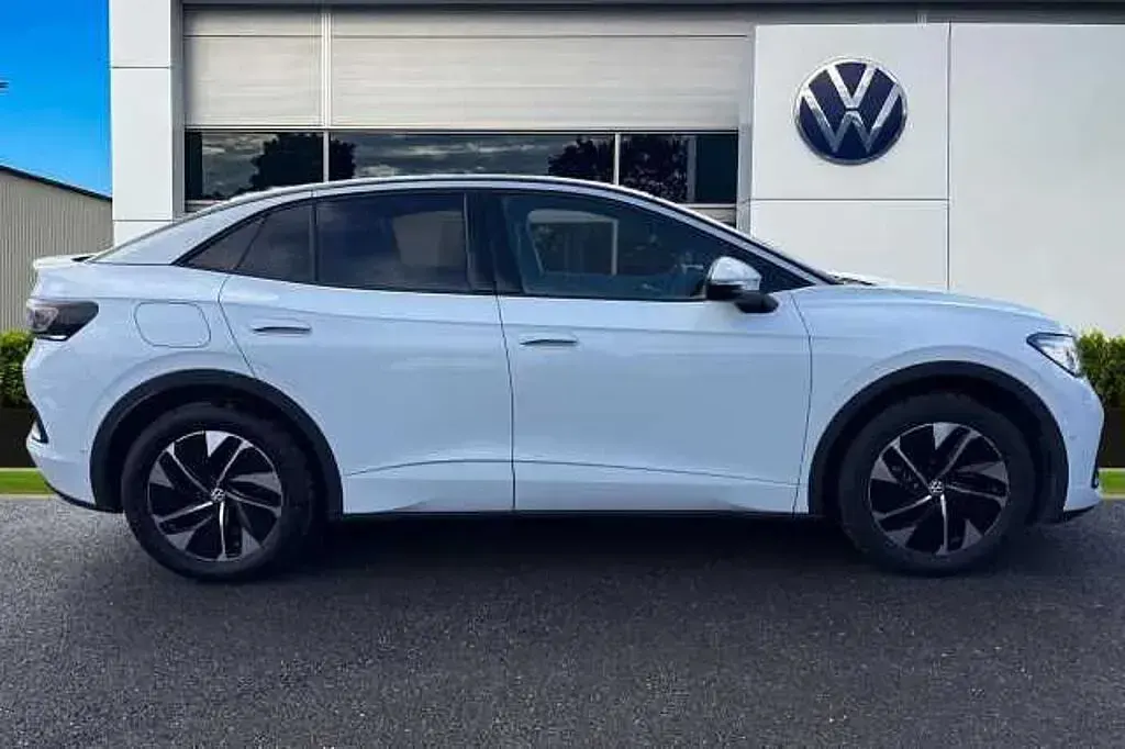 Używany VW ID.5 Pro 210 kW (286 KM) 2025 Biały SUV