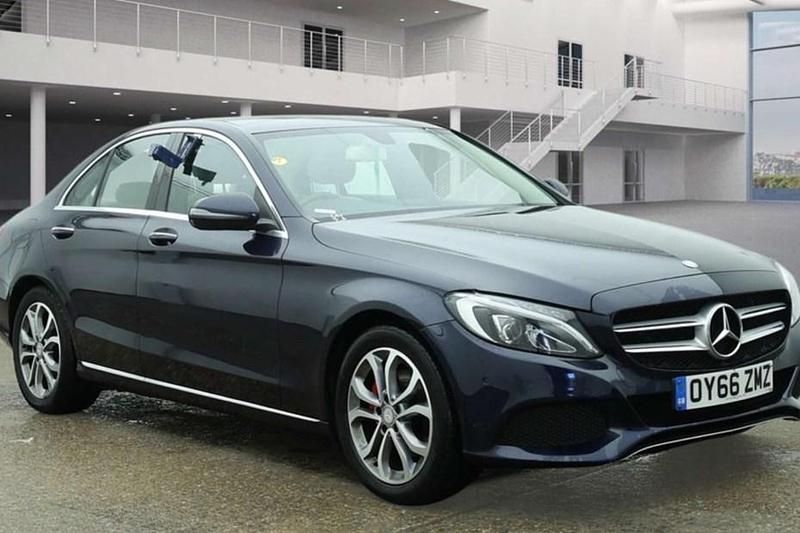 Used Mercedes C200 Premium 184 HP (135 kW) 2016 Blue Sedan