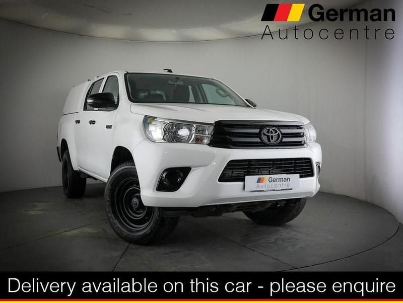 White Used 2020 Toyota HiLux Active Pickup | £15,900 (Good price) - Image 1/2
