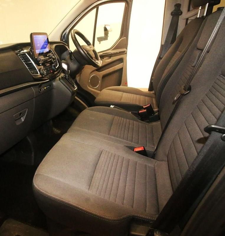 Used Ford Tourneo Custom Titanium 130 HP (95 kW) 2021 Blue Van