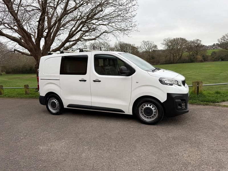 Used Peugeot Expert 2017 White Van