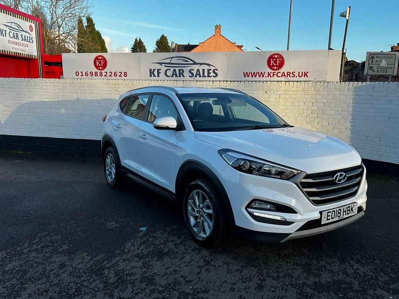 Used Hyundai Tucson SE 132 HP (97 kW) 2018 White SUV
