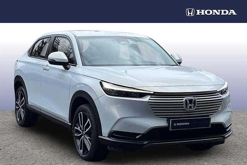 Used Honda HR-V Elegance 131 HP (96 kW) 2023 White SUV