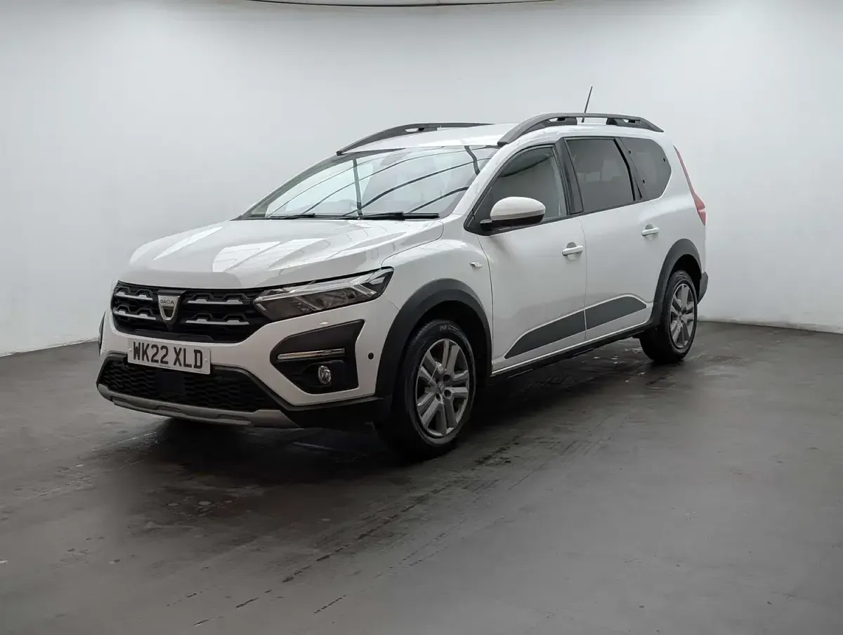 Used Dacia Jogger Comfort 2022 White MPV