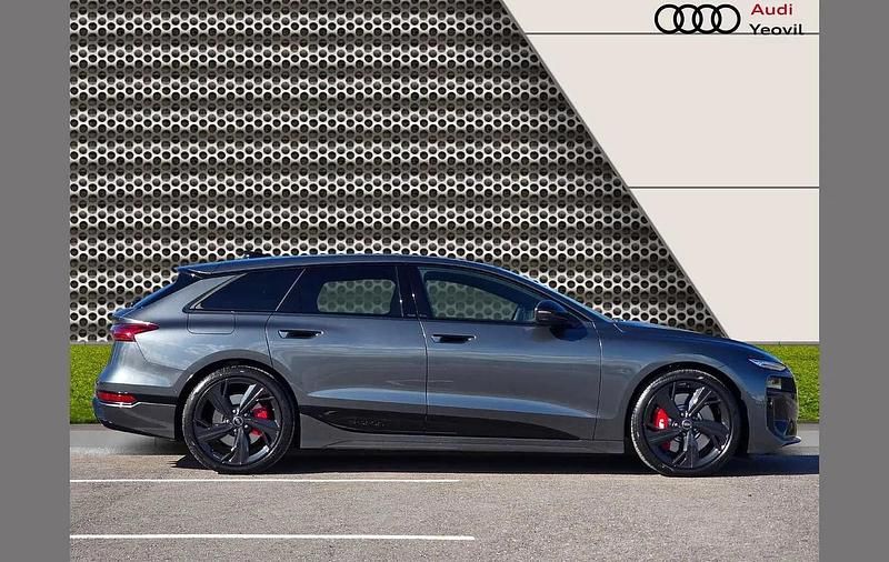 Used Audi A6 e-tron Black Edition 369 kW (503 HP) 2026 Grey Estate