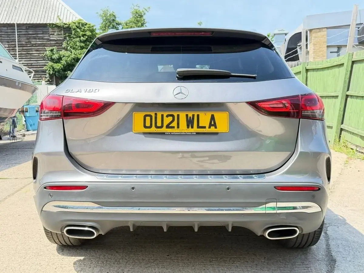 Used Mercedes GLA180 AMG Line Premium Plus 136 HP (100 kW) 2021 Grey SUV