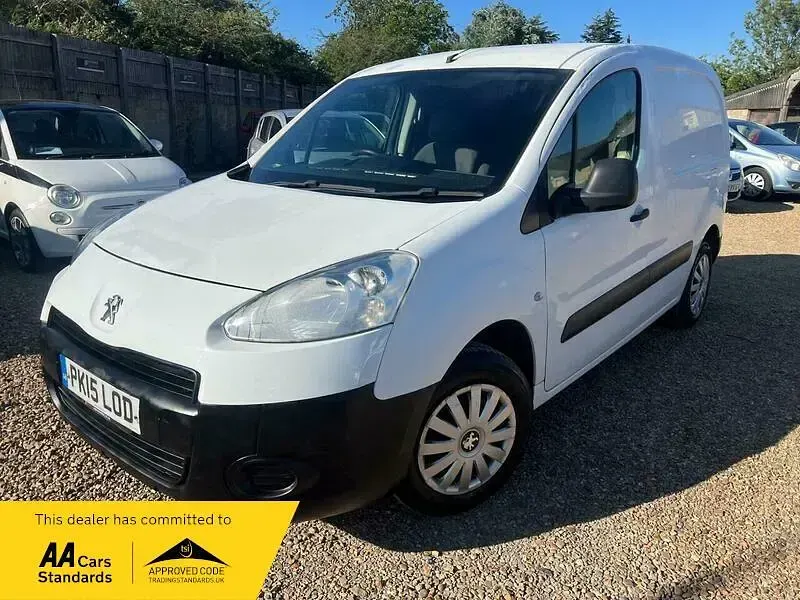 Used Peugeot Partner S 2015 White